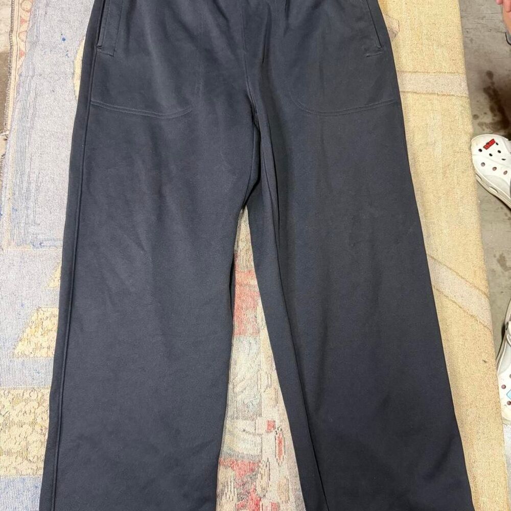 Nike Men's Grey and Black Joggers-tracksuits